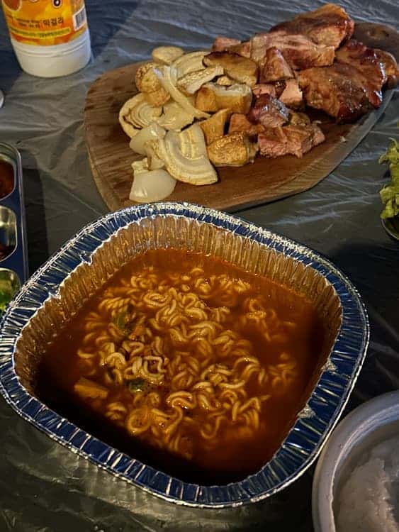 feed image 4
