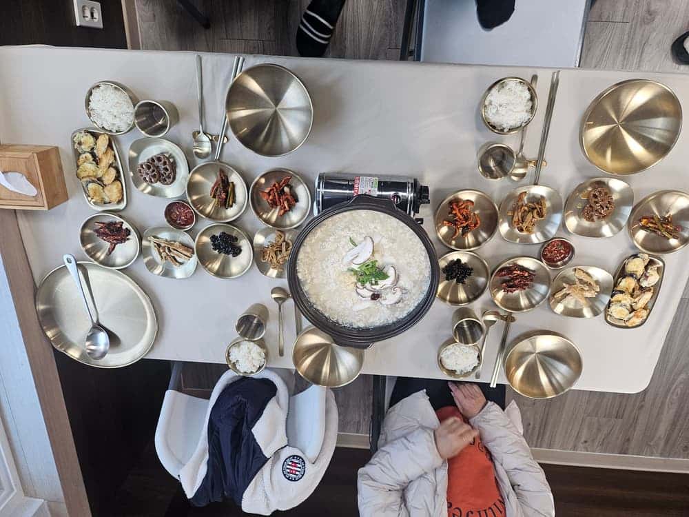 feed image 3