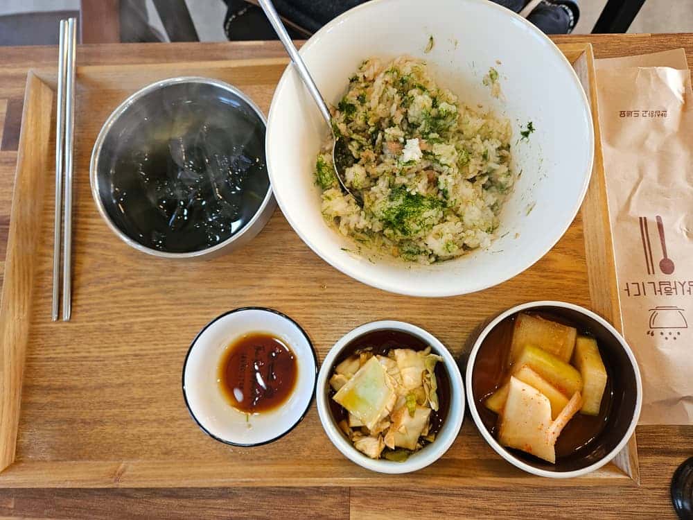 feed image 3