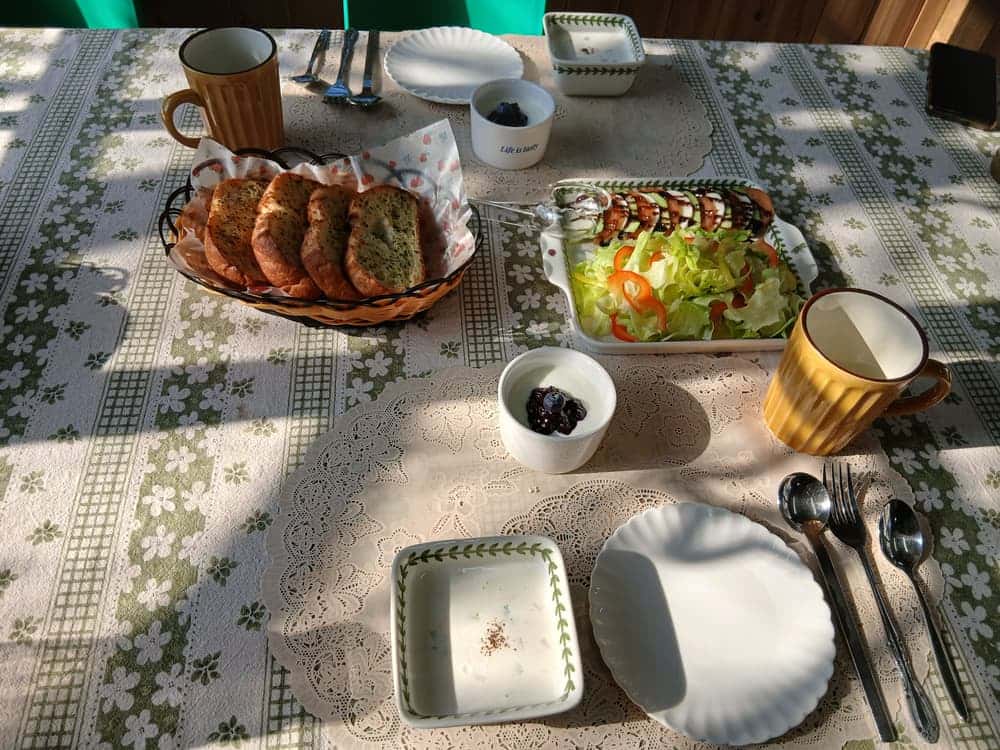 feed image 1