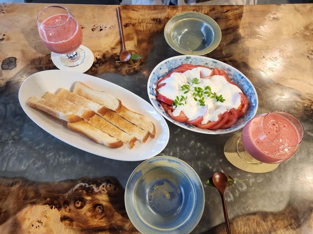 feed image 1