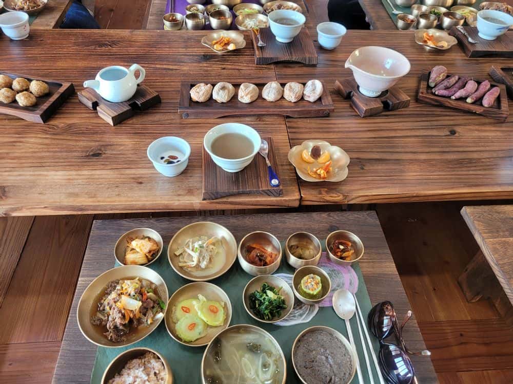 feed image 1