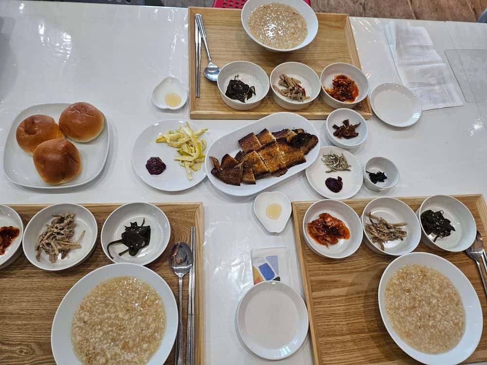 feed image 1
